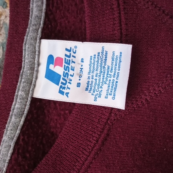 Game of Thrones House Stark Winter is coming Red Sweatshirt S - Picture 2 of 4